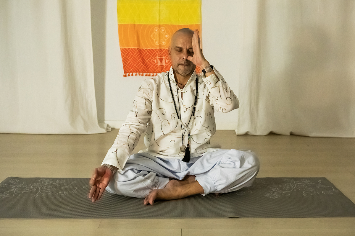 Mantras de Conexión y Protección de Kundalini Yoga en Sevilla