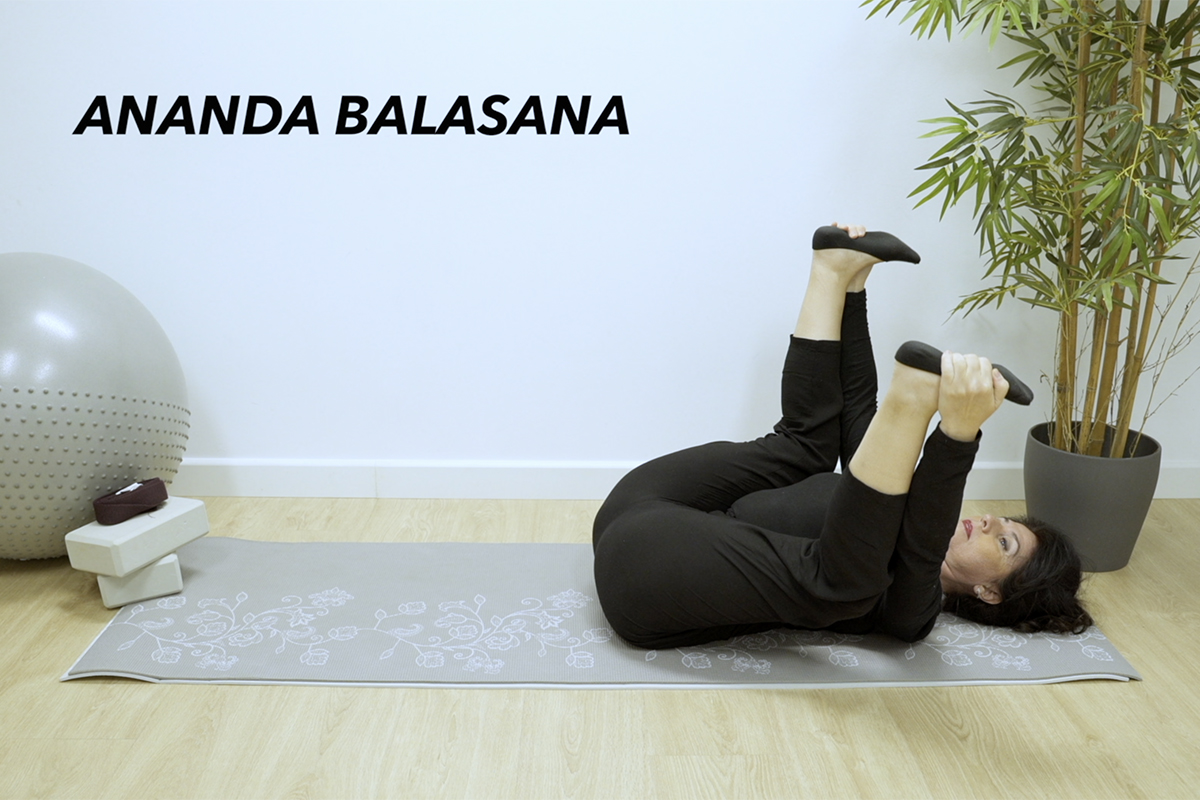 Cómo tratar el dolor lumbar con yoga